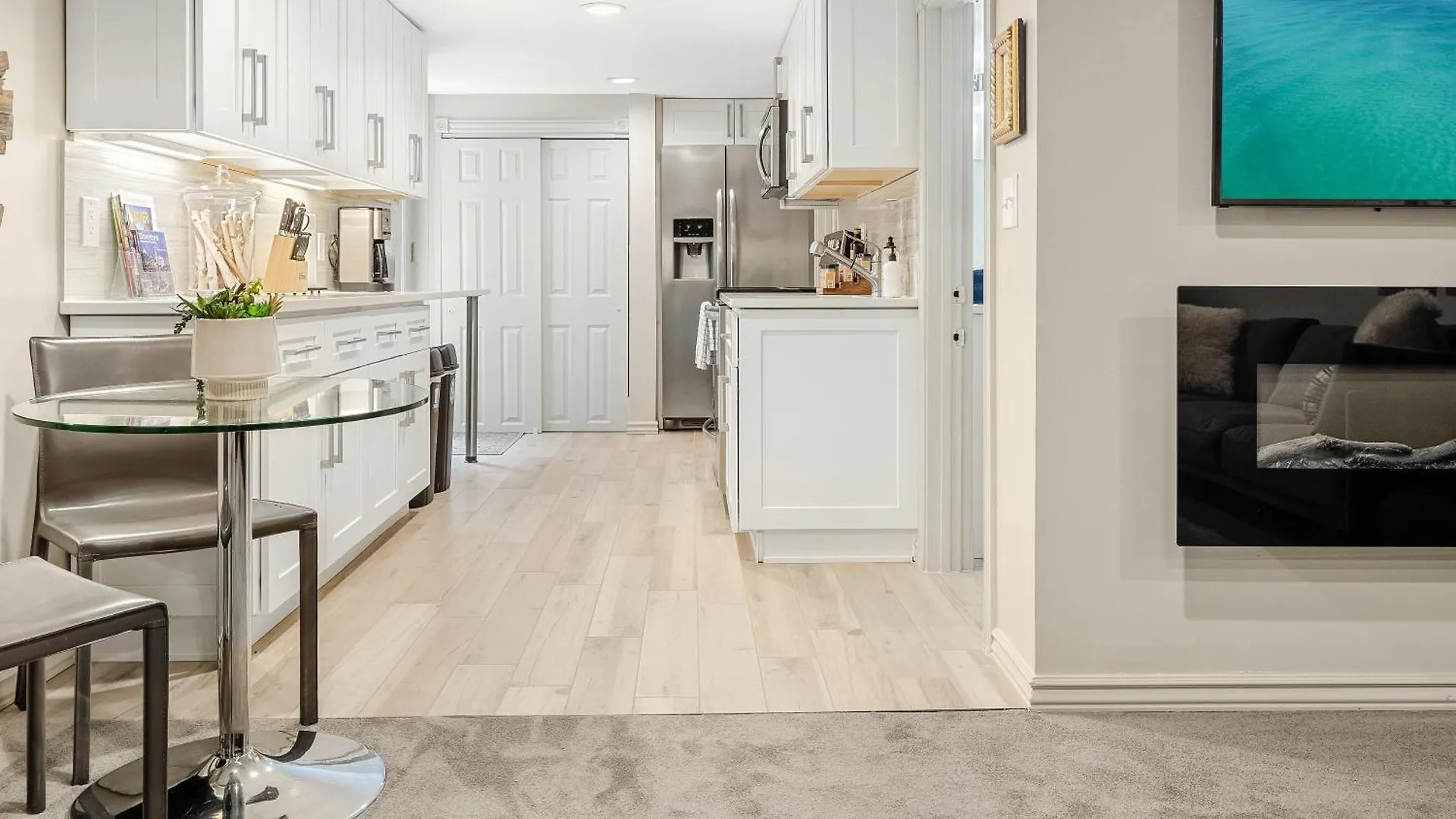 Garden Apartment - Decor Upgrades - Capitol Hill Denver United States