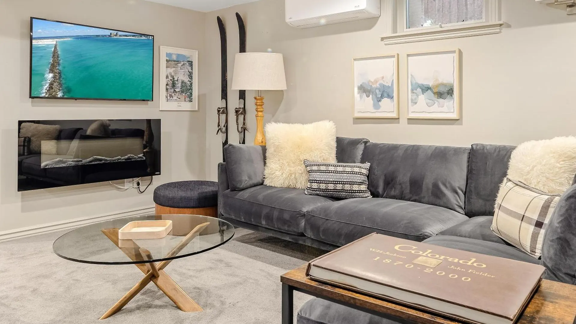 Garden Apartment - Decor Upgrades - Capitol Hill Denver Villa
